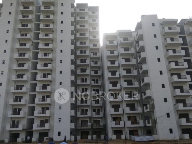 Flat for rent in Hariana