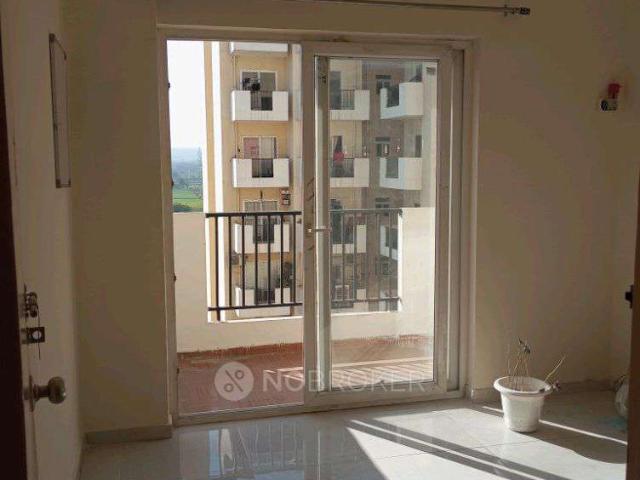 Flat for rent in Hariana