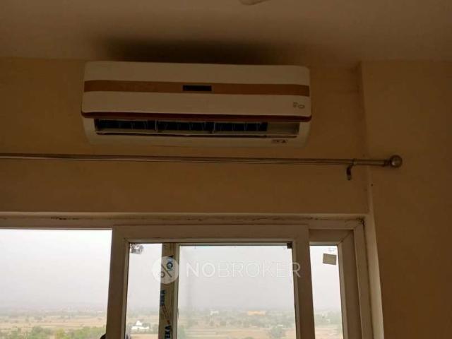 Flat for rent in Hariana