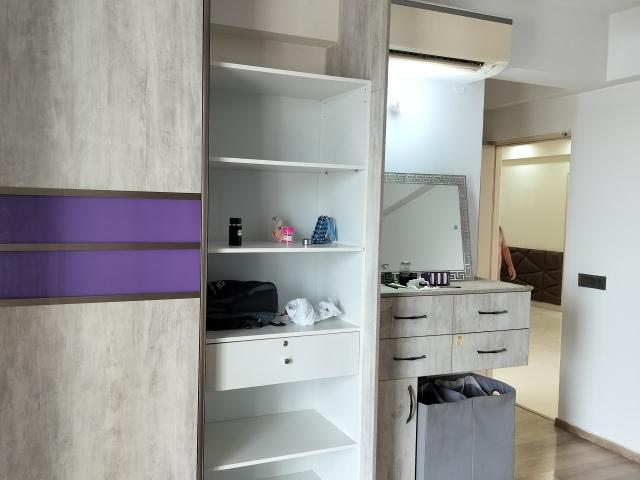 Flat for rent in Hariana