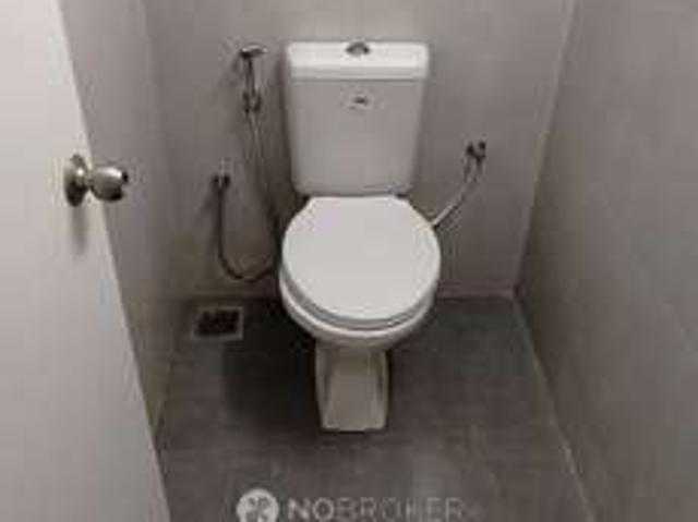 Flat for rent in Adyar, Tamil Nadu