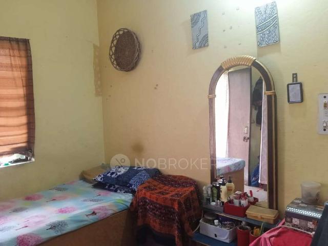 Flat for sale in North Delhi, Deri