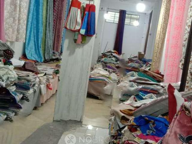 Flat for rent in South Delhi, Deri