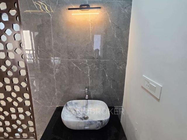 Flat for rent in Ranga Reddy, Narsingi