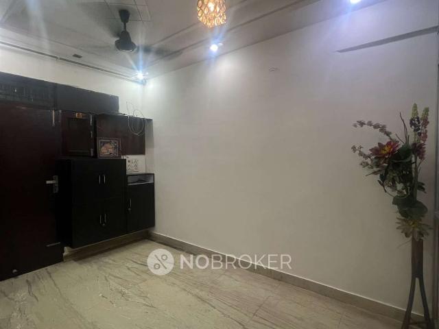 Flat for rent in West Delhi, Deri