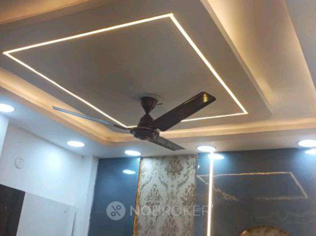 Flat for rent in West Delhi, Deri