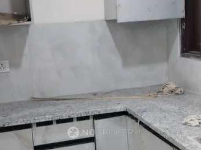 Flat for rent in South Delhi, Deri