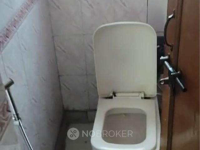Flat for rent in Deri