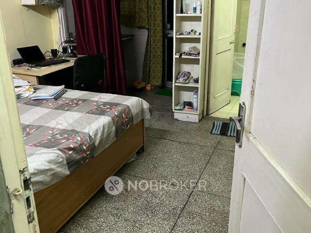 Flat for rent in East Delhi, Deri