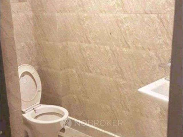 Flat for rent in South Delhi, Deri