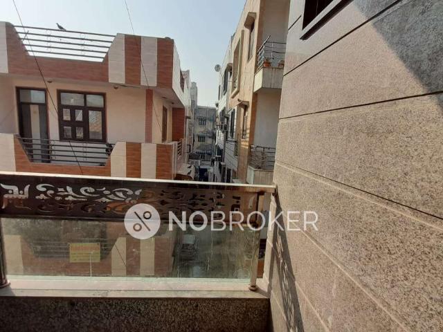 Flat for rent in West Delhi, Deri