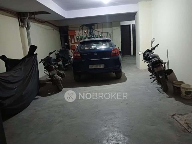 Flat for rent in South Delhi, Deri