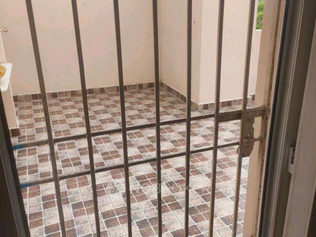 Flat for sale in Alapakam, Tamil Nadu
