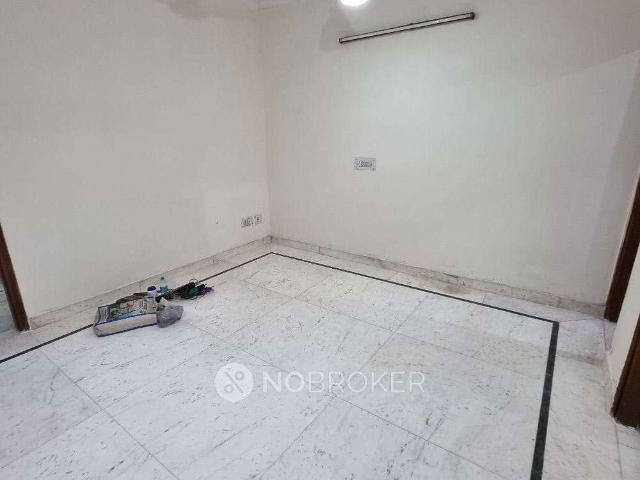 Flat for rent in South Delhi, Deri