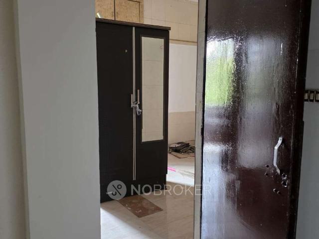 Flat for rent in North West Delhi, Deri
