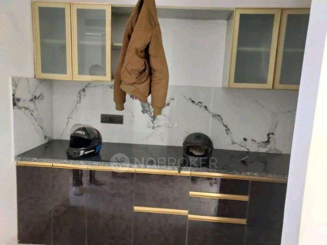 Flat for rent in South Delhi, Deri