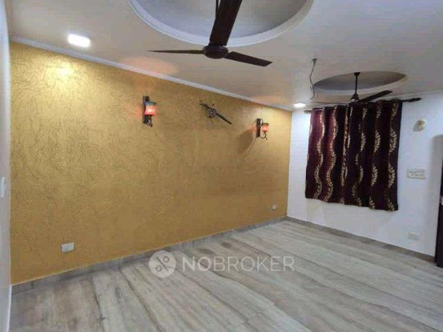 Flat for rent in South Delhi, Deri