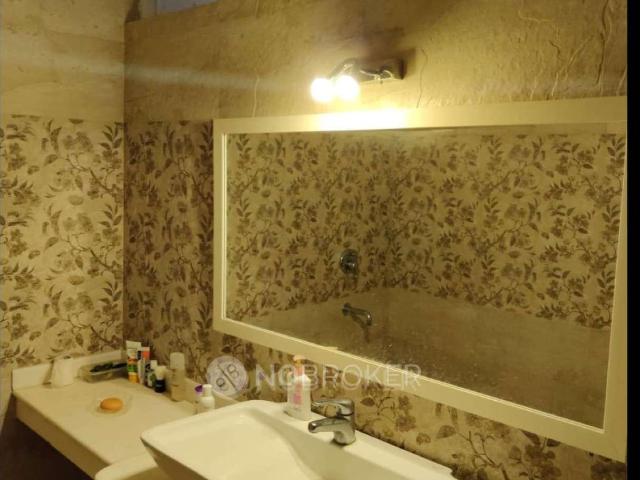 Flat for sale in Deri