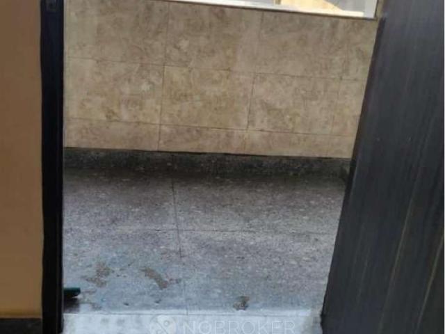 Flat for sale in West Delhi, Deri