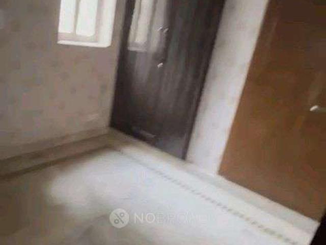 Flat for rent in East Delhi, Deri