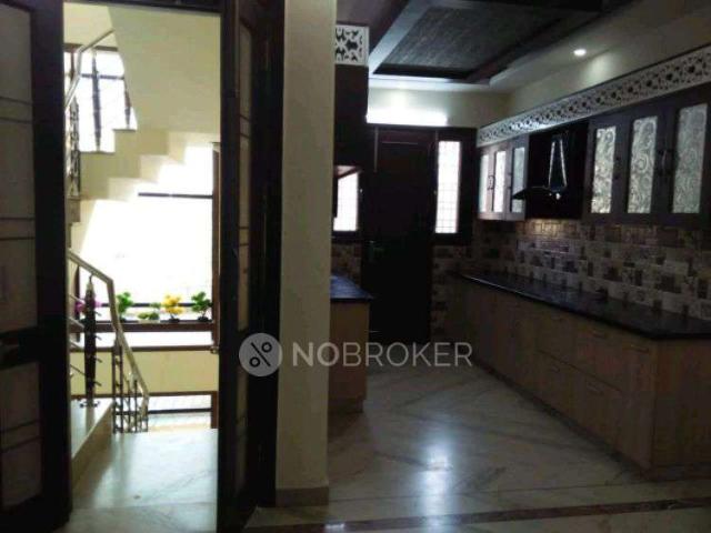 Flat for rent in Hariana