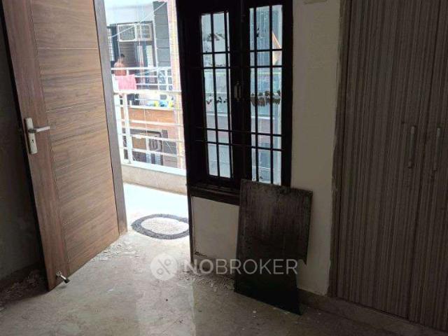 Flat for sale in South West Delhi, Deri