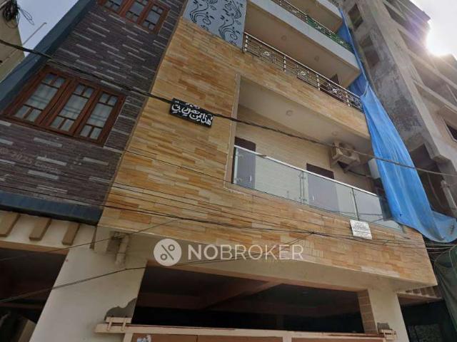 Flat for sale in Tolichowki, Hyderabad