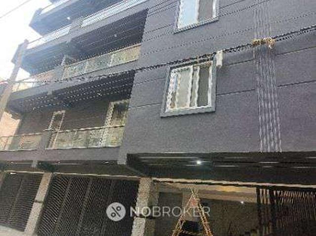 Flat for rent in South Delhi, Deri