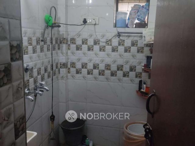 Flat for sale in Shalimar Bagh, Delhi
