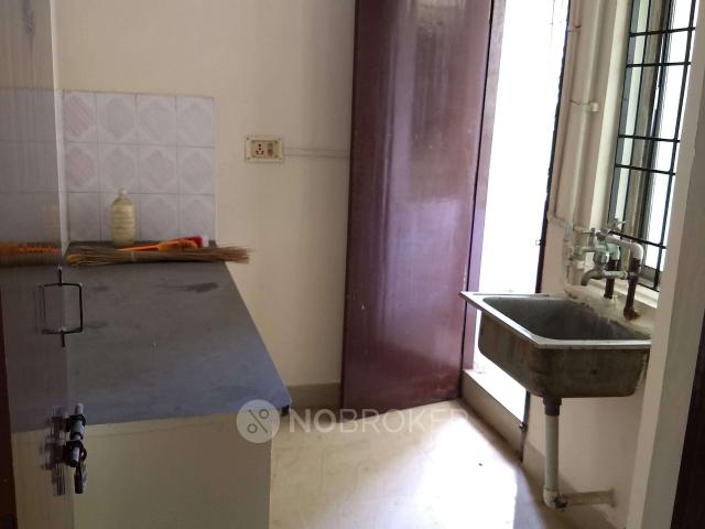 Flat for rent in Adyar, Tamil Nadu