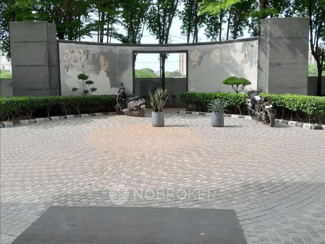 Flat for rent in Hariana