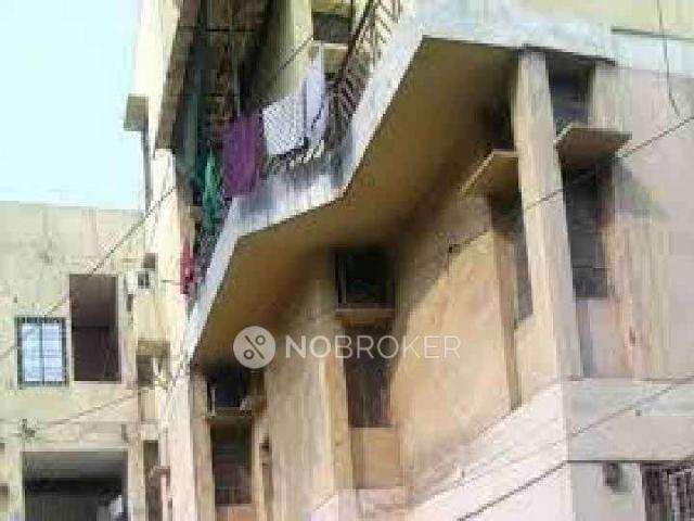 Flat for sale in Delhi