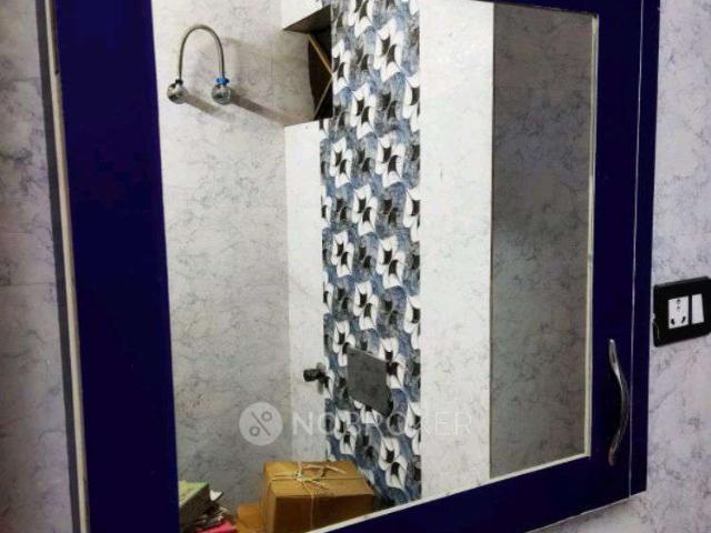 Flat for sale in North West Delhi, Deri