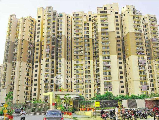 Flat for sale in Greater Noida - Delhi, Arunachal Pradesh