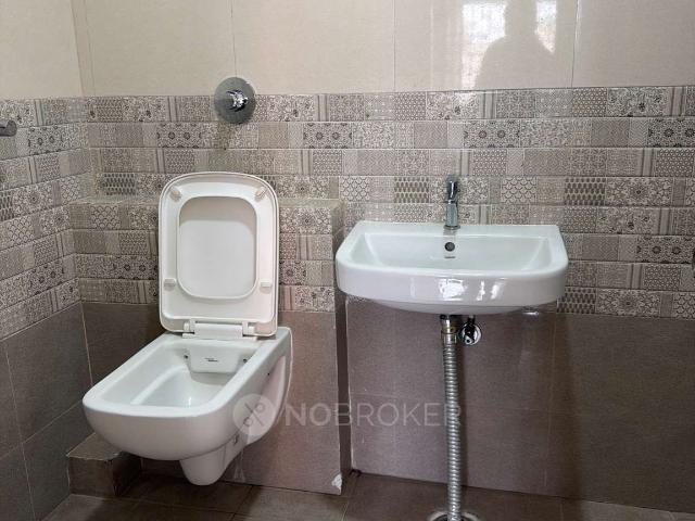 Flat for rent in Bangalore South, Cox Town - Bangalore