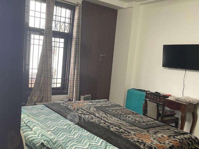 Flat for rent in South West Delhi, Deri