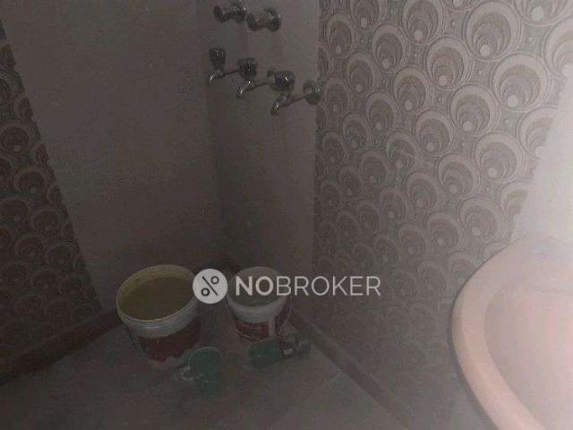 Flat for rent in West Delhi, Deri