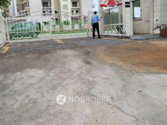 Flat for sale in Gaur City, Gautam Buddha Nagar