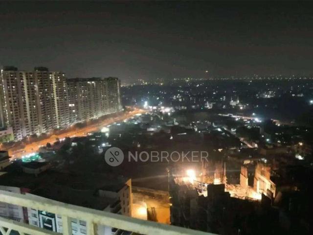 Flat for sale in Mahagun Mywoods, Gautam Buddha Nagar