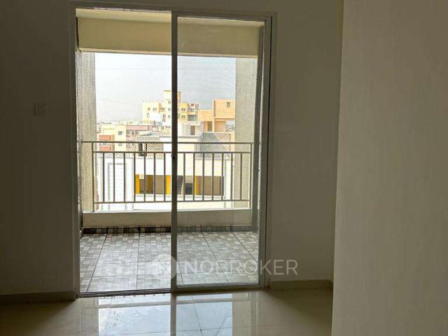Flat for rent in Majestique Manhattan, Wagholi