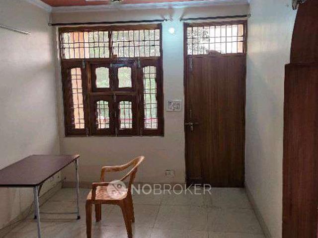 Flat for rent in North West Delhi, Deri