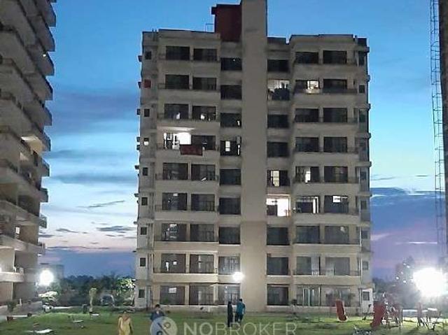 Flat for sale in Deri
