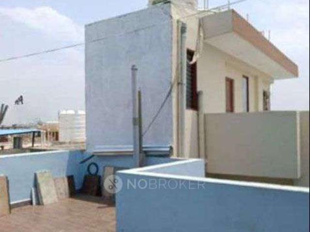 Flat for rent in Mayfield Garden, Gurugram