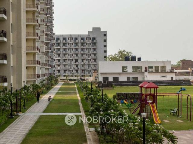 Flat for rent in Hariana
