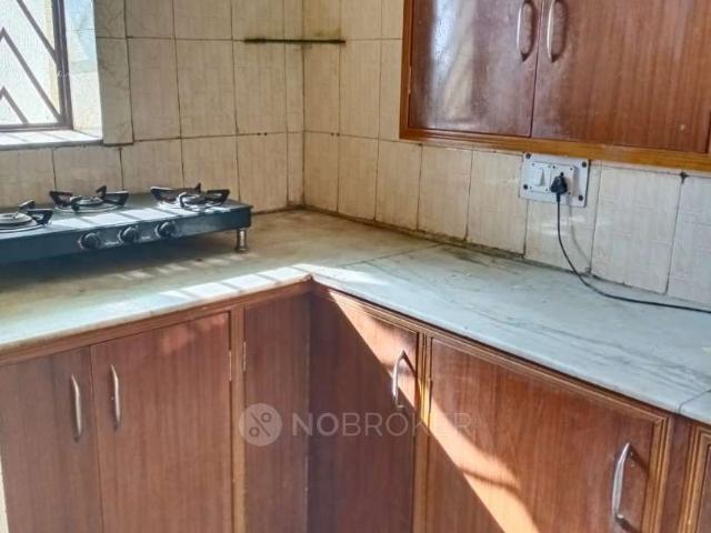 Flat for rent in North West Delhi, Deri