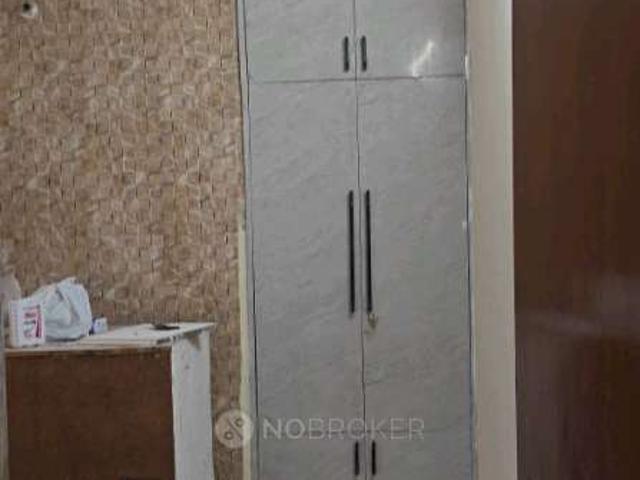 Flat for rent in North West Delhi, Deri