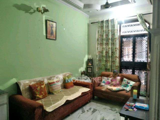 Flat for rent in South West Delhi, Deri