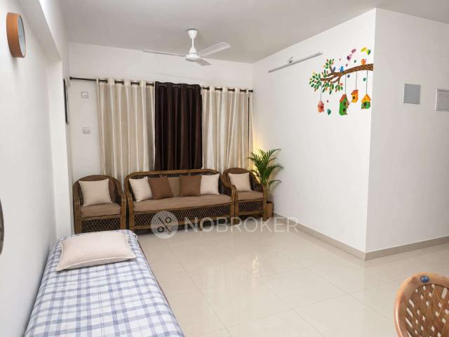 Flat for rent in Naupada, Thane