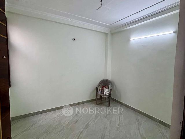 Flat for rent in East Delhi, Deri