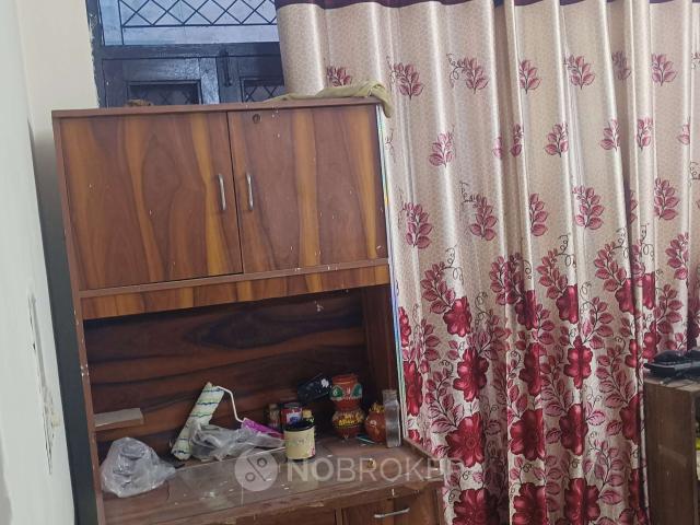 Flat for rent in West Delhi, Deri
